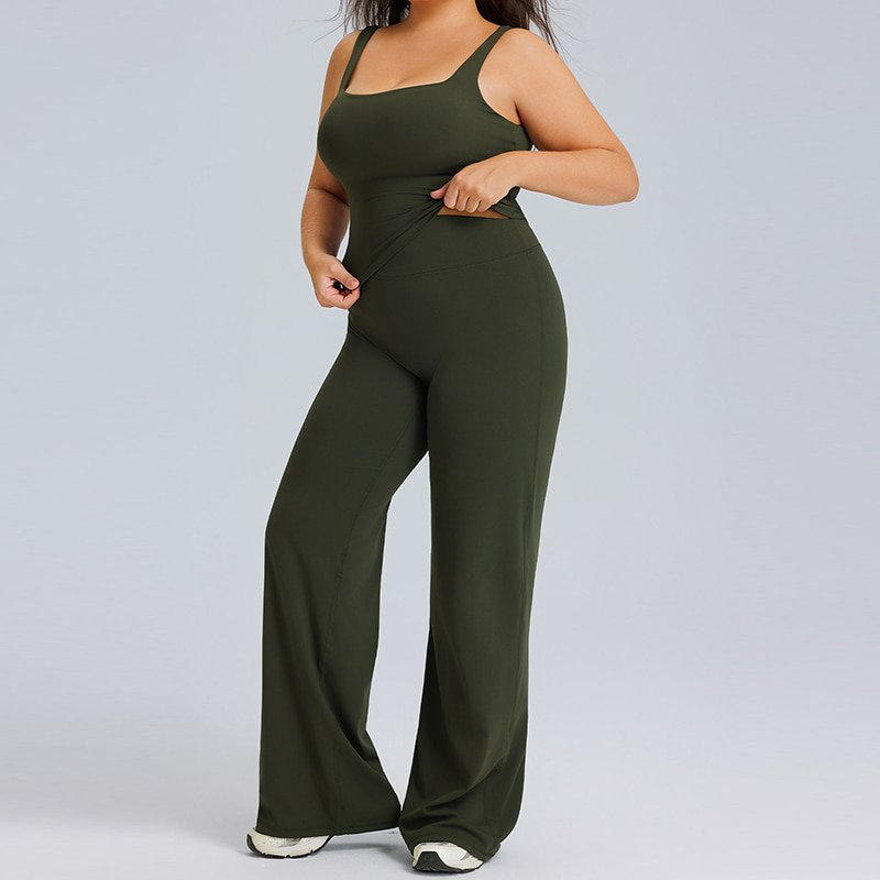 Wholesale Plus Size Square Neck Wide Leg Yoga Set F244 F245 1 Plus size model wearing burgundy plus size square neck wide leg yoga set